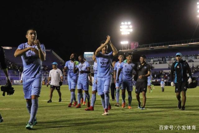 意甲-莱奥梅开二度吉鲁破门 AC米兰3-1维罗纳